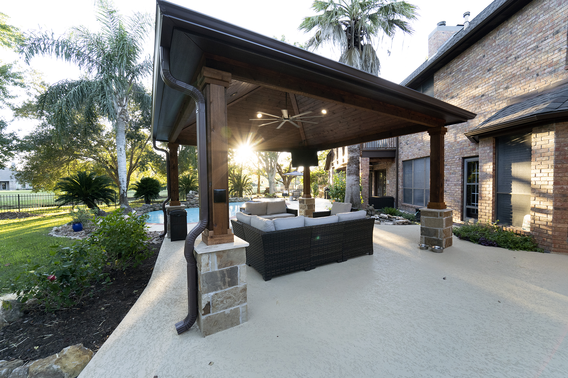 standalone covered patio